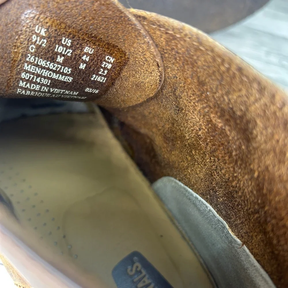 Clarks Leather Boots Chukka Brown Mens Size 10.5 M Desert